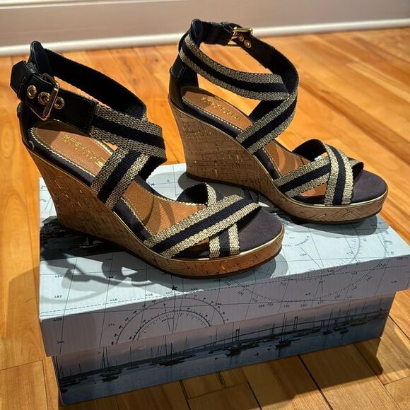 Sperry Top-Sider Harbordale navy/gold web buckle ankle strap cork wedges. 6M NIB - Picture 2 of 8